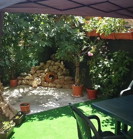 стонел Apartment